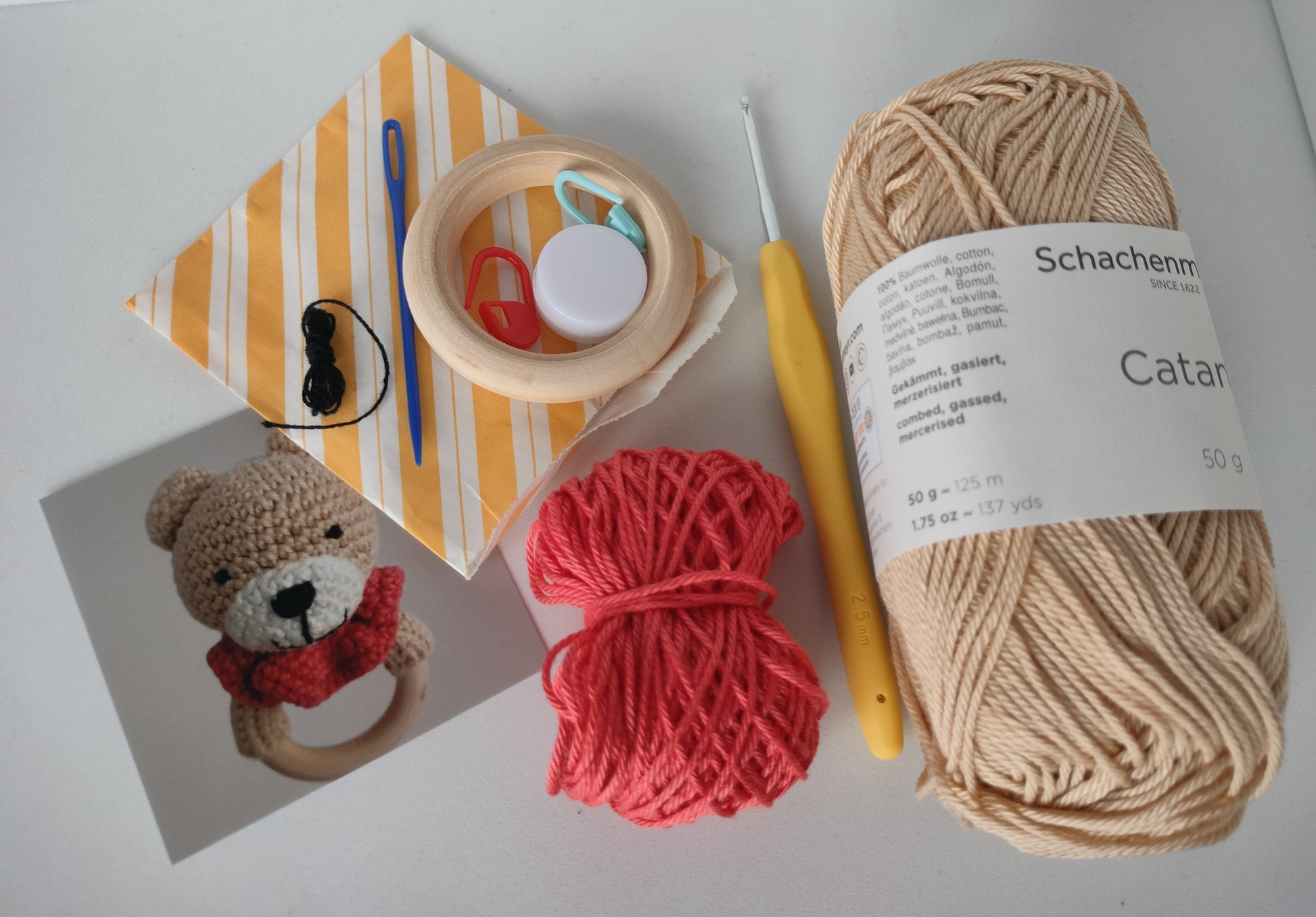 Horgoló készlet tartalma