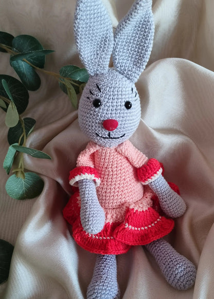 horgolt nyuszi saját kezűleg elkészítve