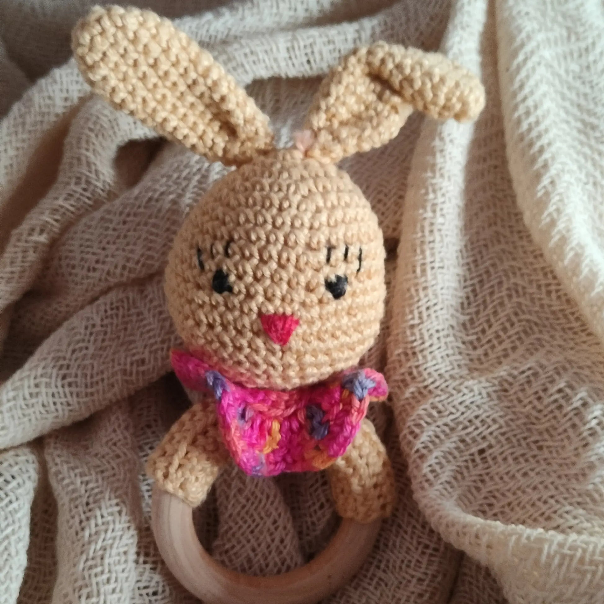 nyuszis_csorgo_amigurumi_keszlet